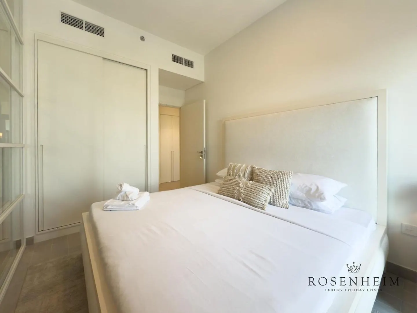 Holiday home Rosenheim 2 Bedroom Luxury Apartment In Dubai Hills